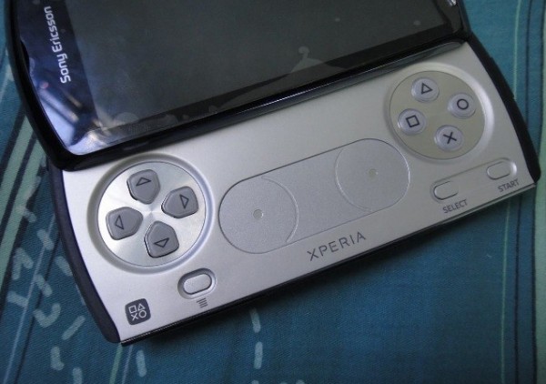 Xperia-Play-