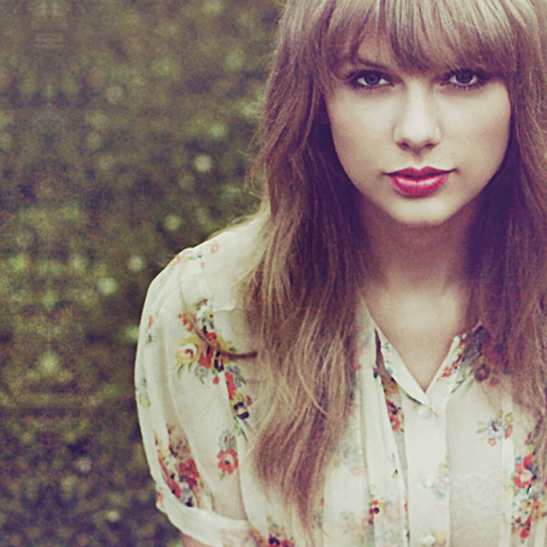 taylor swift red