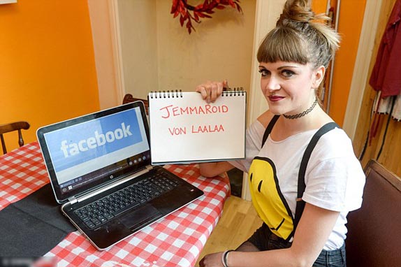 Jemmaroid Von Laalaa buyuk