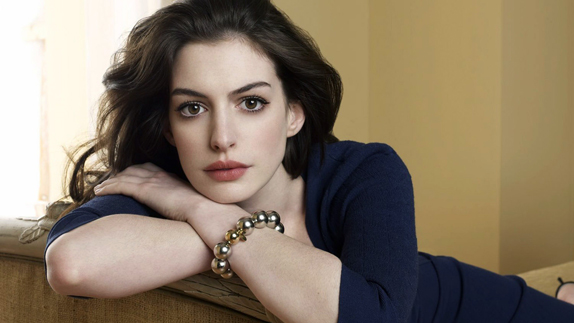 anne hathaway