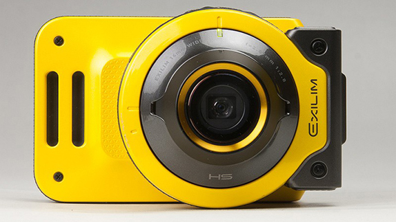 Casio Exilim EX FR100 buyuk