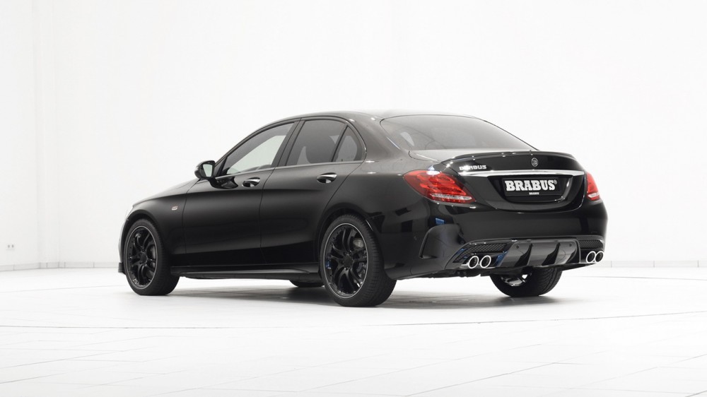 Mercedes Benz C450 AMG 3