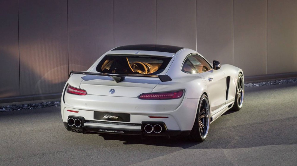 Mercedes AMG GT S arka
