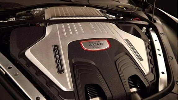 2017 Porsche Panamera motor