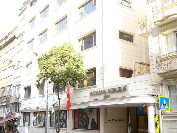 Akasya Koleji: Sağlam Bir Eğitim, Sağlıklı Bir Toplum Akasya Koleji: Sağlam Bir Eğitim, Sağlıklı Bir Toplum