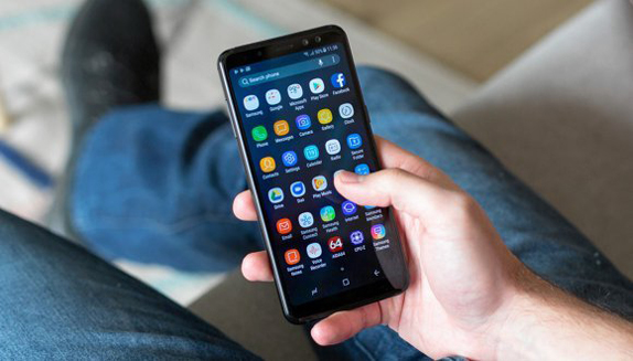 Samsung Galaxy A8 Plus 2018 Android Pie Güncellemesi