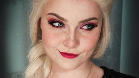 Elsa (Frozen) Elsa (Frozen)