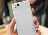 Google Pixel 2 XL ve iPhone 8 Plus