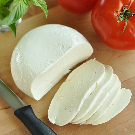Hamileler Mozzarella Peyniri Yiyebilir mi? Hamileler Mozzarella Peyniri Yiyebilir mi?